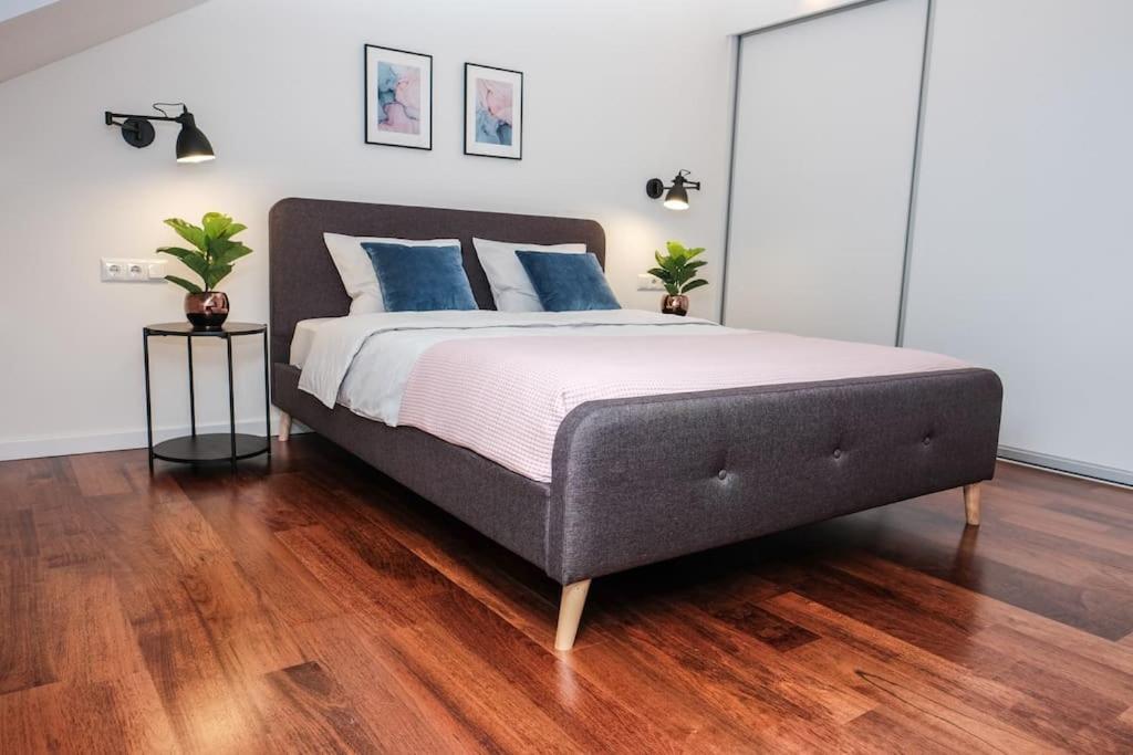 #Stayhere - Spacious Luxury Town Hall 3Bdr Apartment Wilna Exterior foto