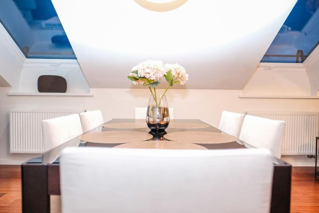 #Stayhere - Spacious Luxury Town Hall 3Bdr Apartment Wilna Exterior foto
